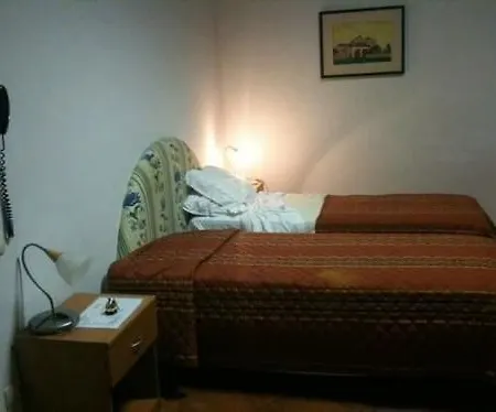 Hermitage Hotel 3*
