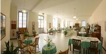 Otel Hermitage 3*